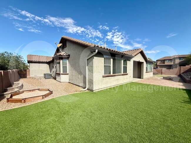 Building Photo - 12384 N Feather Song Ave
