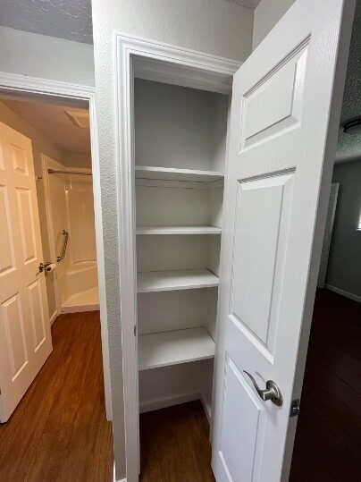 Building Photo - Updated Duplex with Garage