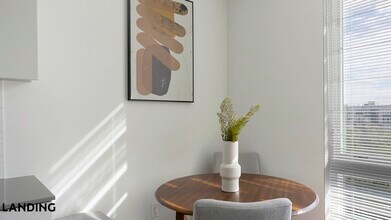 Building Photo - 620 Foster St