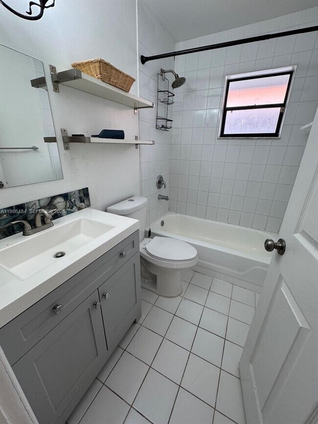 Building Photo - 8273 NW 188th Terrace