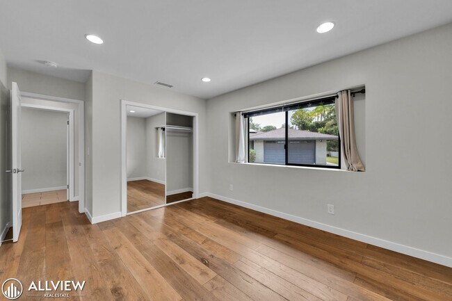 Building Photo - Stunning 4 Bed Poway Home with Views, Pool & Outdoor Oasis