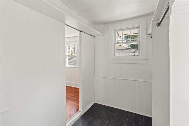 Building Photo - There is a Wow Factor in this Fully Renova...