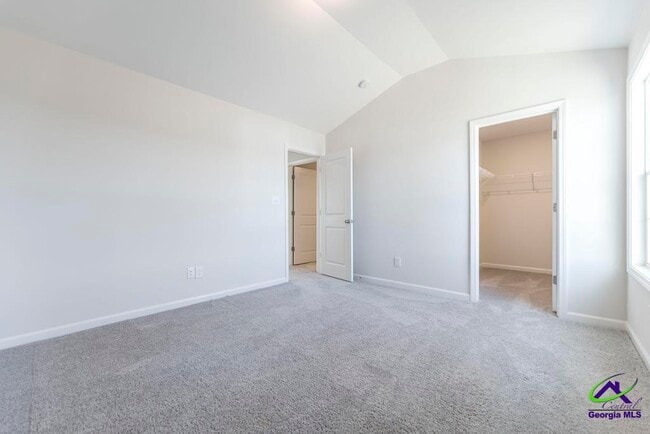 Building Photo - 233 Shoshone Cir