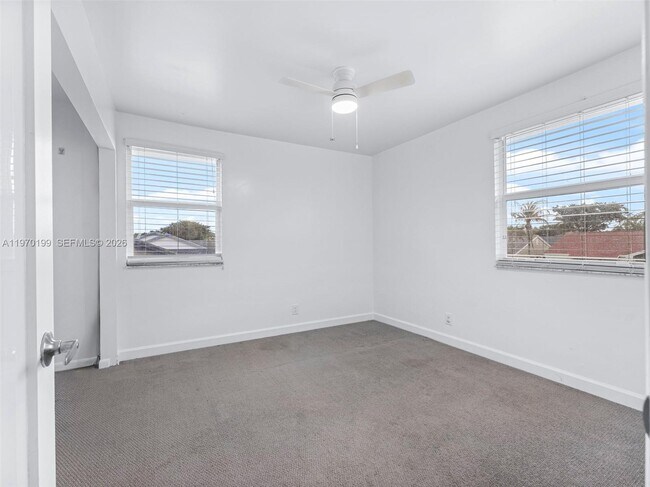 Building Photo - 10281 NW 32nd St