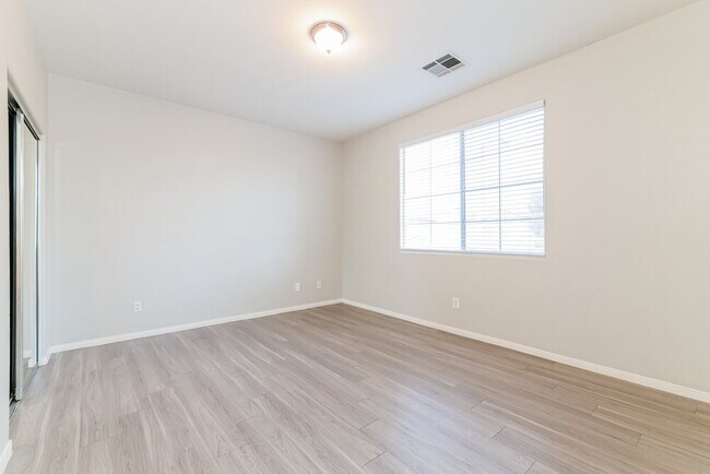 Building Photo - 5781 Magini Ave