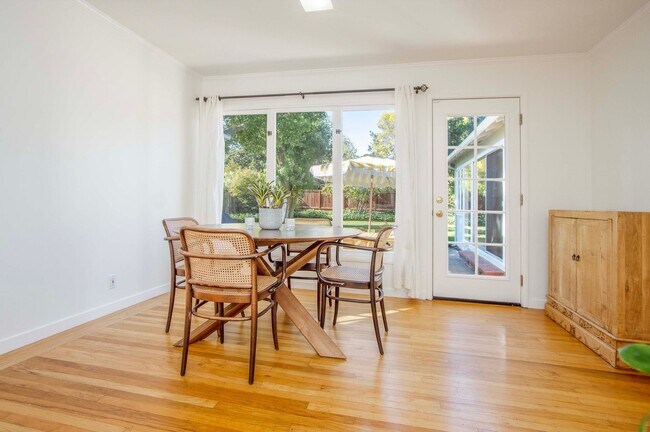 Building Photo - Perfect Family Home in Flats of Kentfield ...