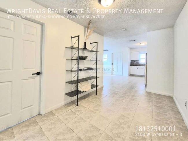 Building Photo - 2408 W Cypress St