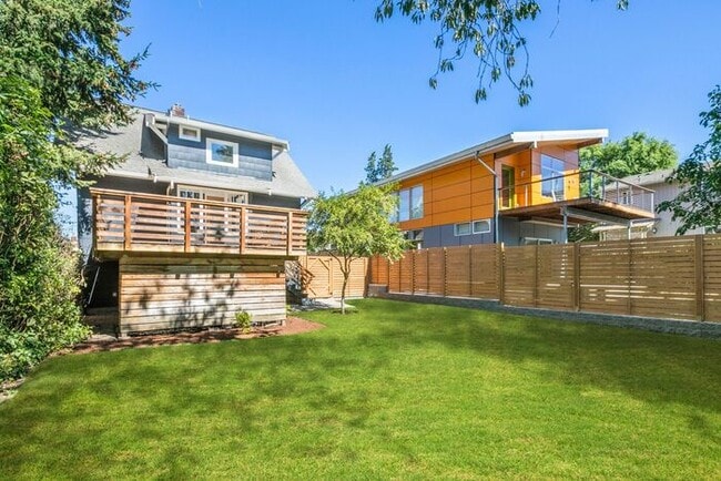 Building Photo - Stunningly Remodeled 1905 Beauty w/ AIR CO...