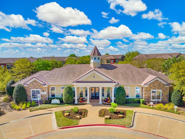 Building Photo - MAA Cedar Park