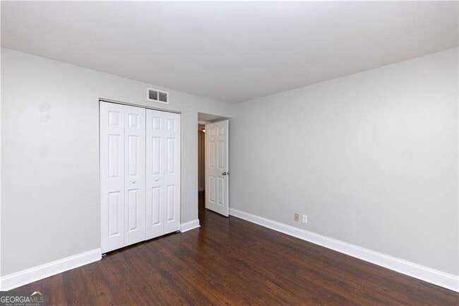 Building Photo - 2657 Lenox Rd NE