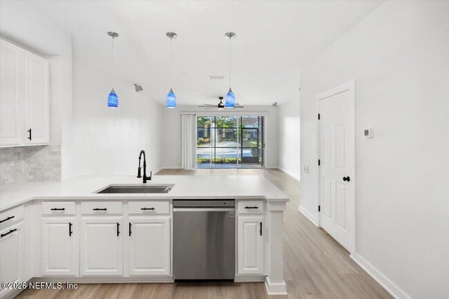 Building Photo - 7492 Red Crane Ln