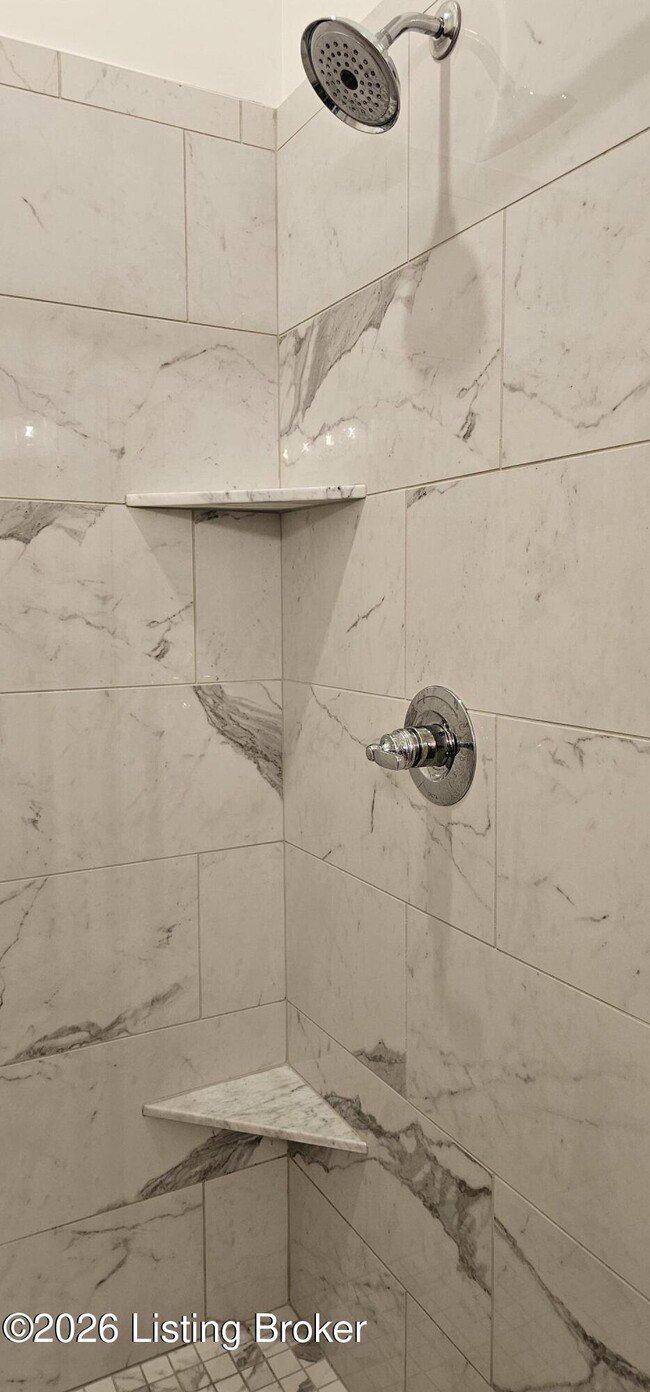 Building Photo - 10932 Monkshood Dr