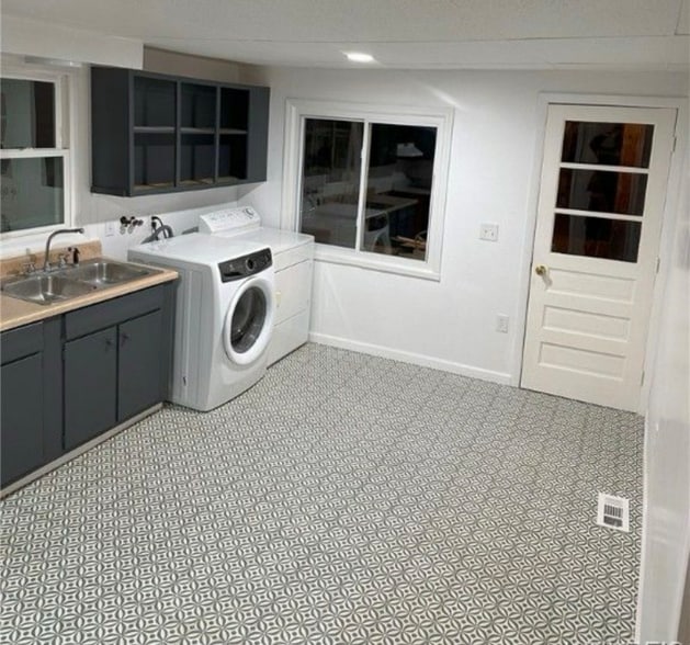Building Photo - 48 Cowing St