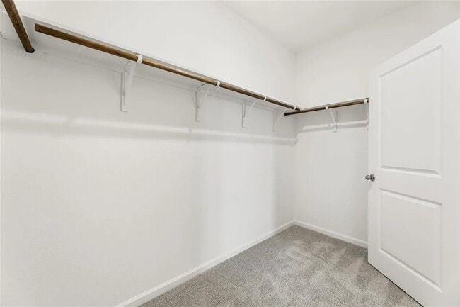 Building Photo - 1828 Sandlin Dr