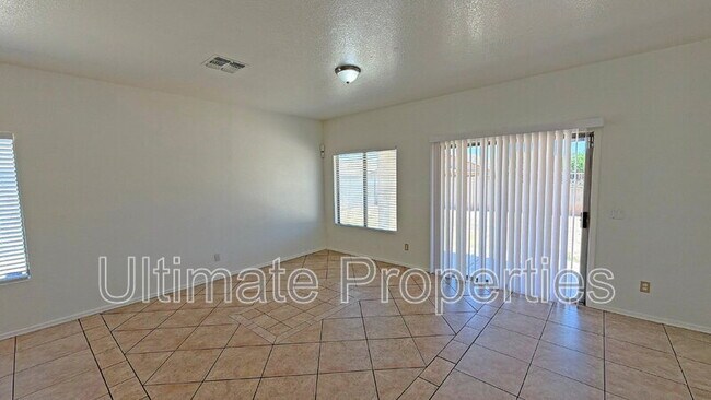 Building Photo - 6431 W Whyman Ave
