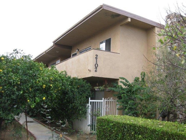 Building Photo - Garden Apartments