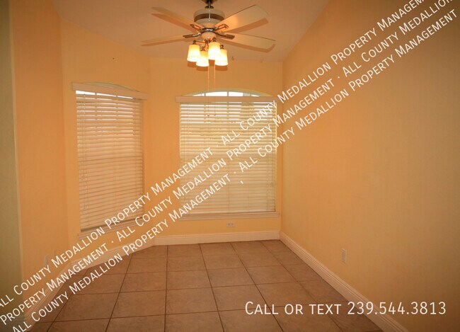 Building Photo - 606 SE 6th Terrace