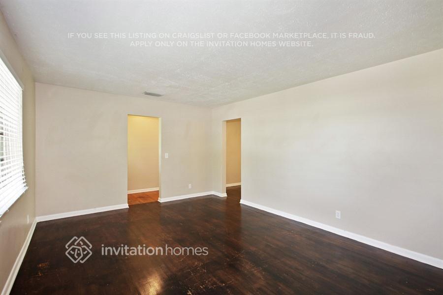 Building Photo - 108 NE 22nd St