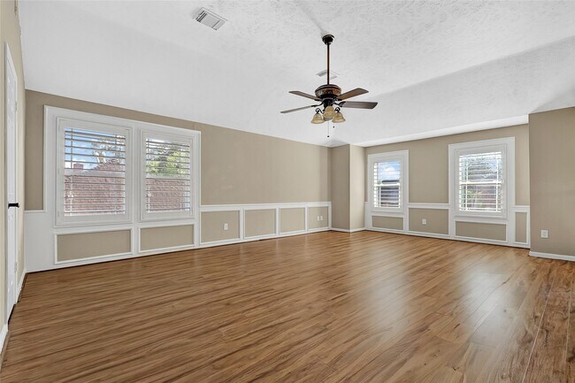 Building Photo - 19810 Bambiwoods Ct