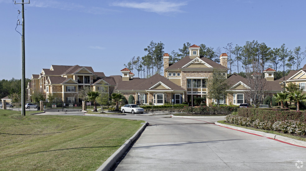 Primary Photo - Mansions at Turkey Creek