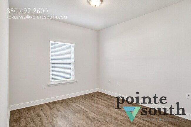 Building Photo - 24847 Smarty Jones Cir