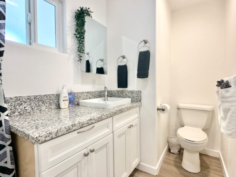 Building Photo - 5318 Sunglow Ct