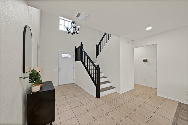 Building Photo - 7548 Meadow Creek Dr