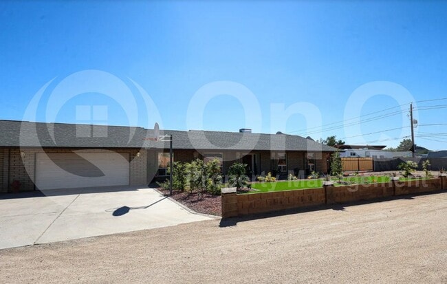 Building Photo - 16227 North 21st St