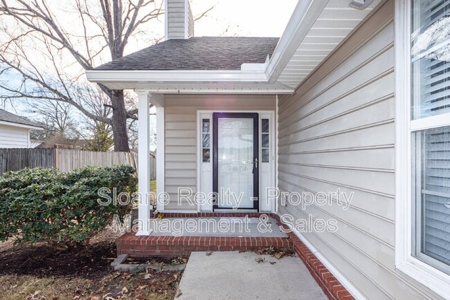 Building Photo - 7856 High Maple Cir