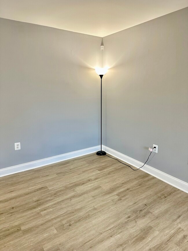 Building Photo - 12705 Dara Dr