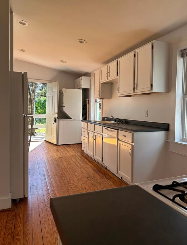 Building Photo - 151 Chattooga Ave