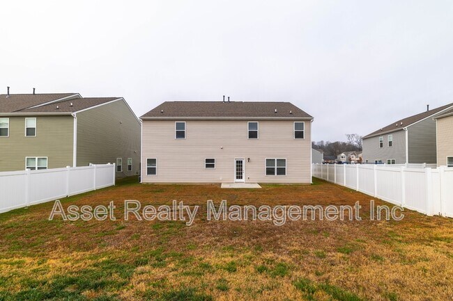 Building Photo - 4714 Willow Bluff Cir