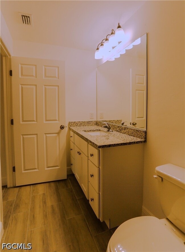 Building Photo - 917 Graystone Ave