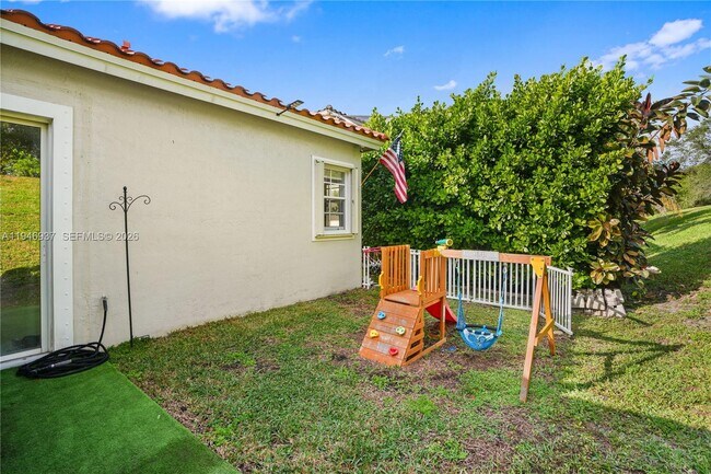 Building Photo - 4601 NW 121st Ave