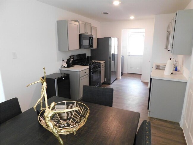 Building Photo - 4509 Auburn Lndg Cir