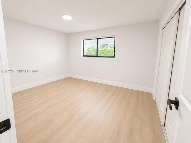 Building Photo - 4804 Garden Ave