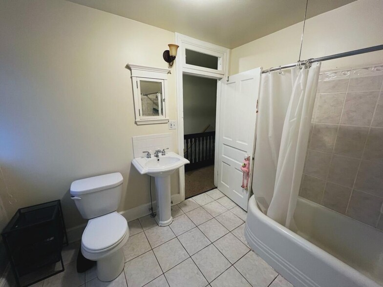 3rd Floor Bathroom - 400 E 19th St