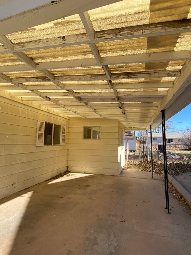 Building Photo - 1328 Woodmoor Ln