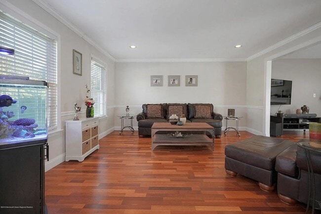Building Photo - Charming Colonial on Quiet Cul-de-Sac