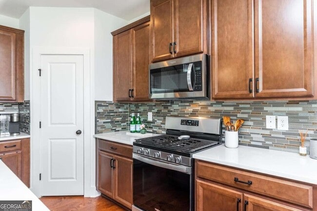 Building Photo - 40 Caison Dr