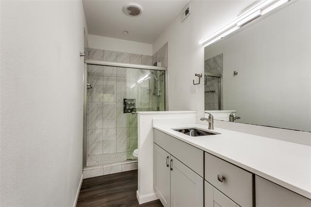 Building Photo - 8601 Park Ln