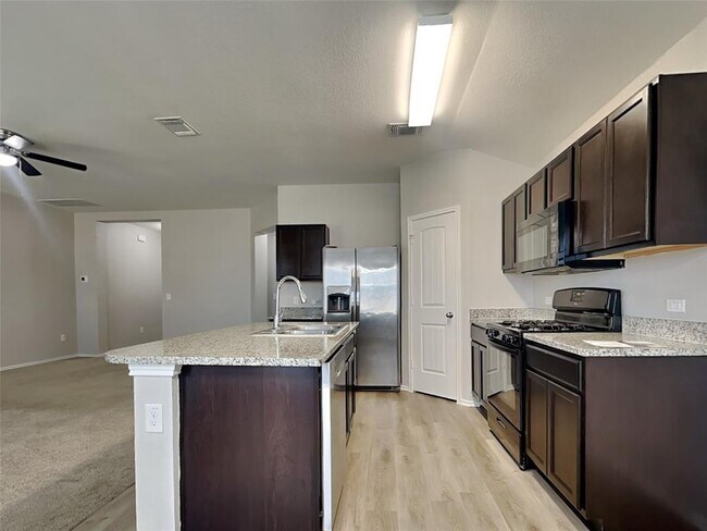 Building Photo - 3701 Tilmon Ln.