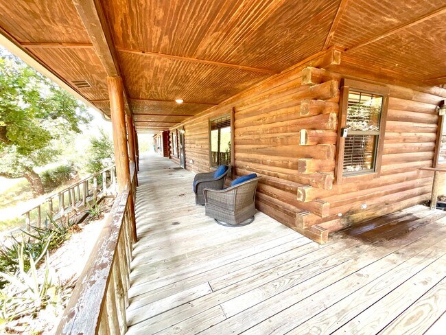Building Photo - 103 Beach Dr