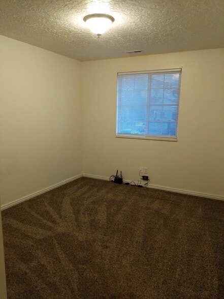 Bedroom - 558 N 800 E