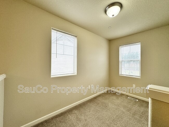 Building Photo - 15088 NW Marianna St