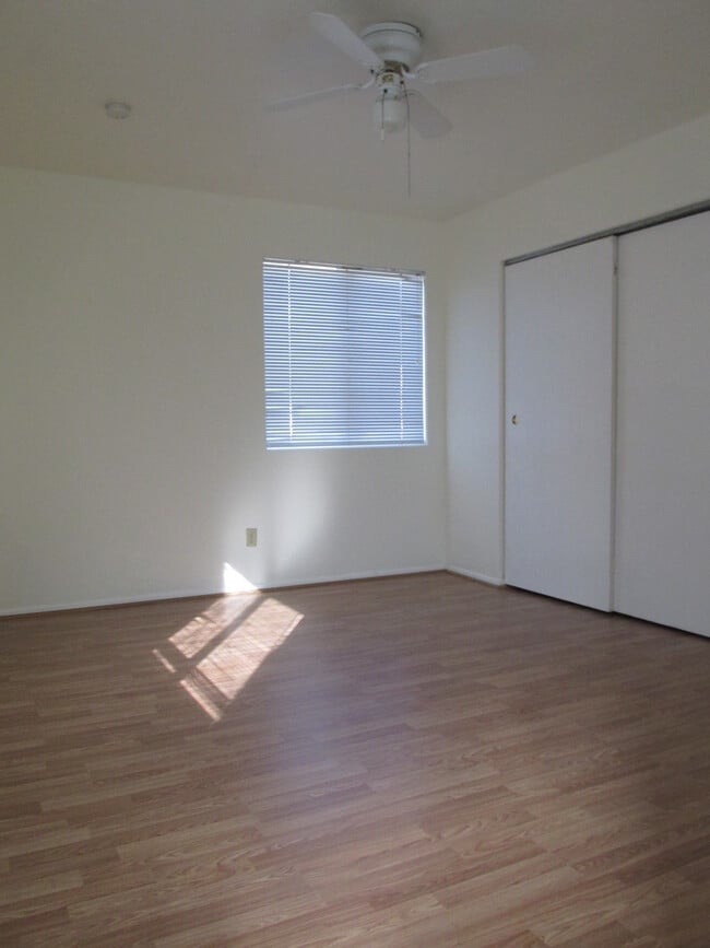 Master BR - 631 N Sartillion Ave