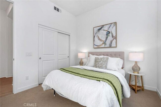 Downstair Bedroom / Office - 27457 Viero Pl