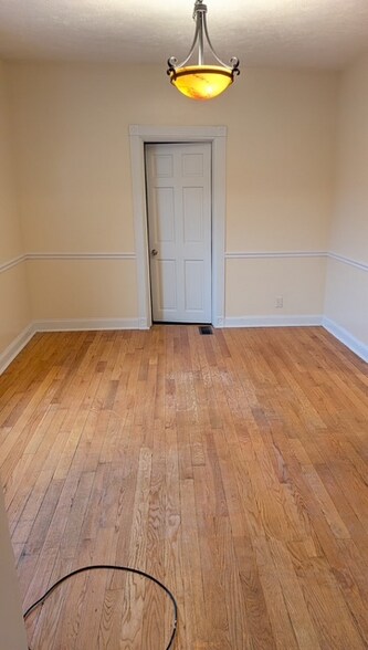 Building Photo - 312 S 8th St