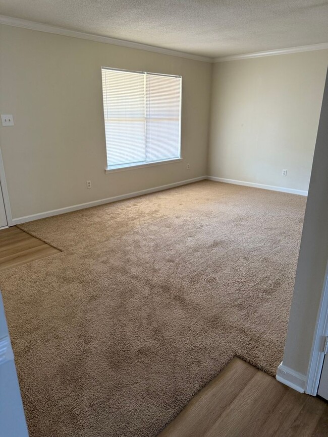 Building Photo - 4 Bedroom, 3 Bath Home – Fully Updated & Move-In Ready! ($1,900/mo)