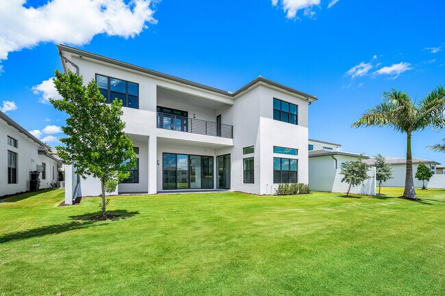 Building Photo - 9516 Riverside Pk Dr